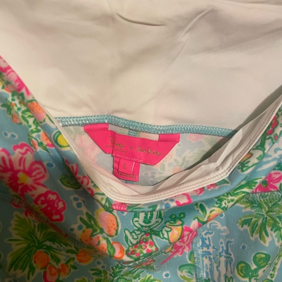Lilly Pulitzer lilly loves disney weekender leggings NWT - Picture 2 of 3